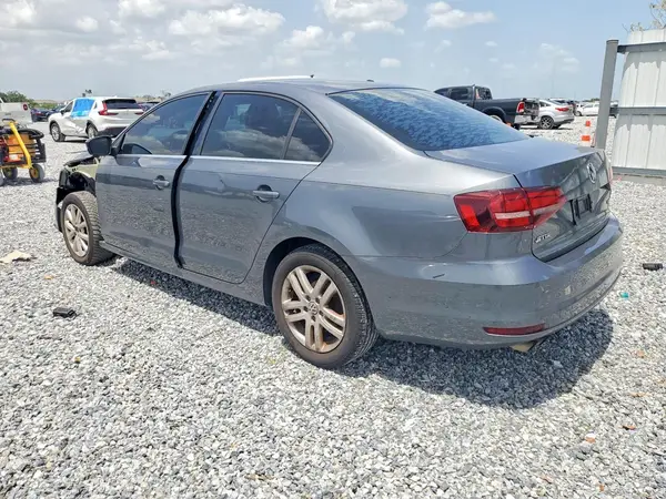 3VW2B7AJ5HM324649 2017 VOLKSWAGEN JETTA - Image 2
