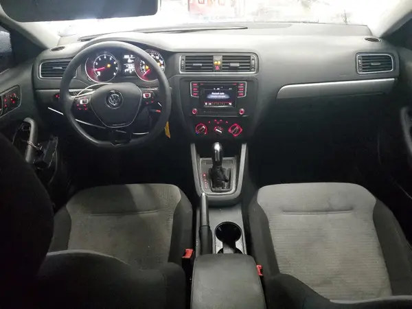 3VW2B7AJ5HM339975 2017 VOLKSWAGEN JETTA - Image 8