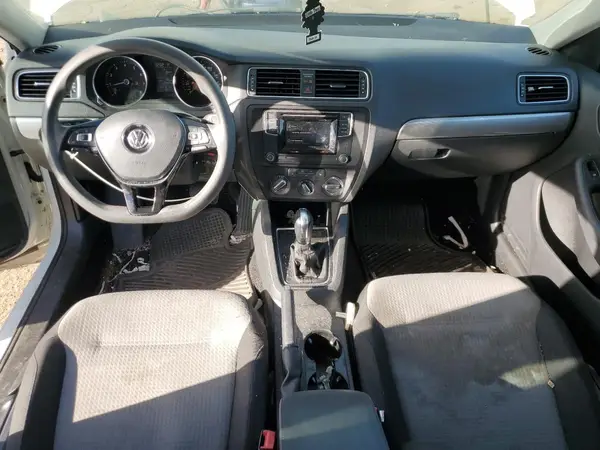 3VW2B7AJ5HM341094 2017 VOLKSWAGEN JETTA - Image 8