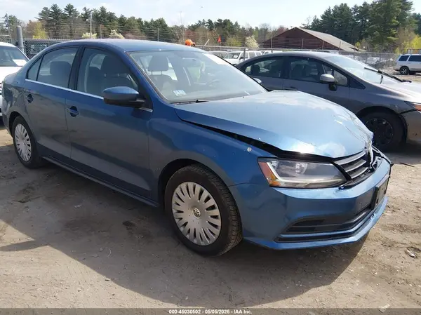 3VW2B7AJ5HM342746 2017 VOLKSWAGEN JETTA - Image 1