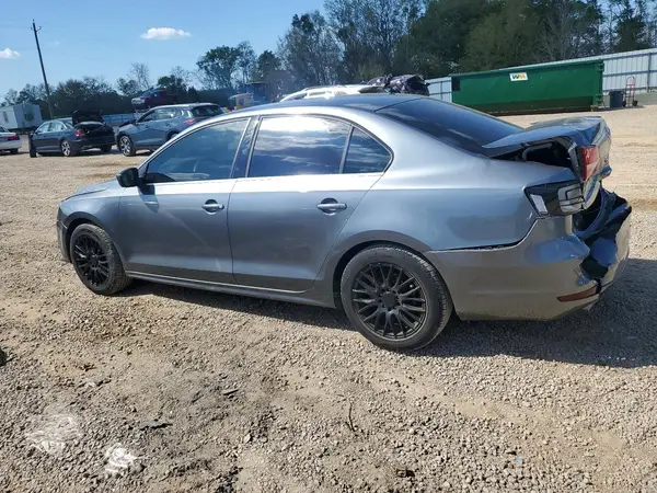 3VW2B7AJ5HM344593 2017 VOLKSWAGEN JETTA - Image 2