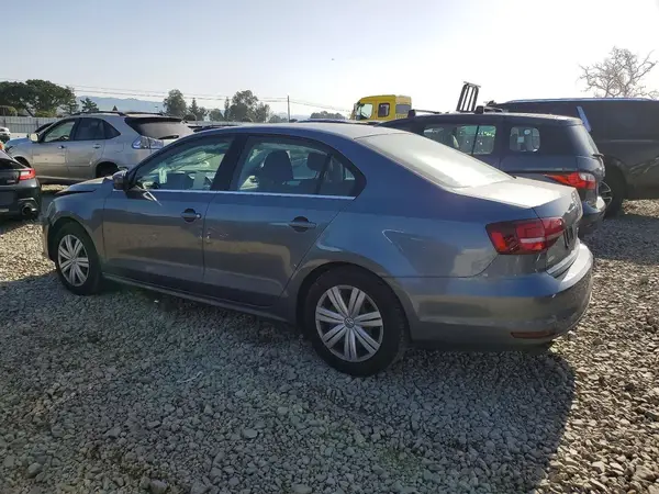 3VW2B7AJ5HM348580 2017 VOLKSWAGEN JETTA - Image 2