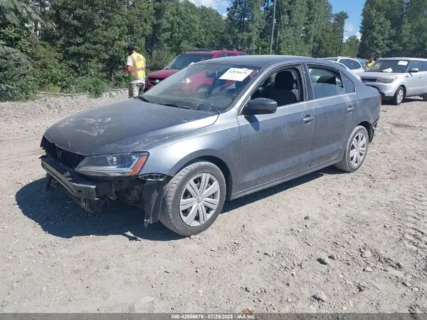 3VW2B7AJ5HM367307 2017 VOLKSWAGEN JETTA - Image 2