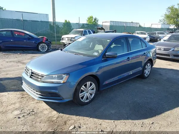 3VW2B7AJ5HM368666 2017 VOLKSWAGEN JETTA - Image 2