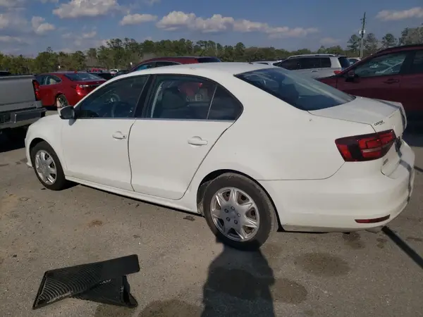 3VW2B7AJ5HM368943 2017 VOLKSWAGEN JETTA - Image 2