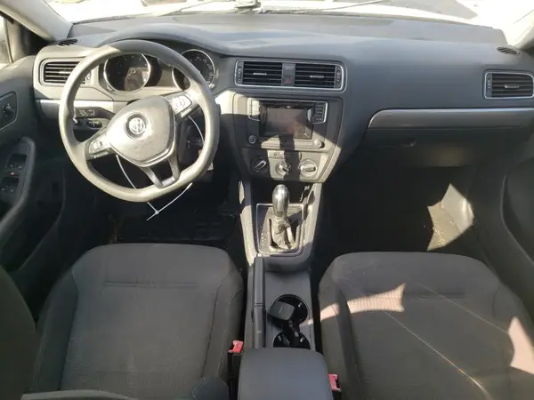 3VW2B7AJ5HM368943 2017 VOLKSWAGEN JETTA - Image 8