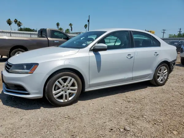 3VW2B7AJ5HM370563 2017 VOLKSWAGEN JETTA - Image 1