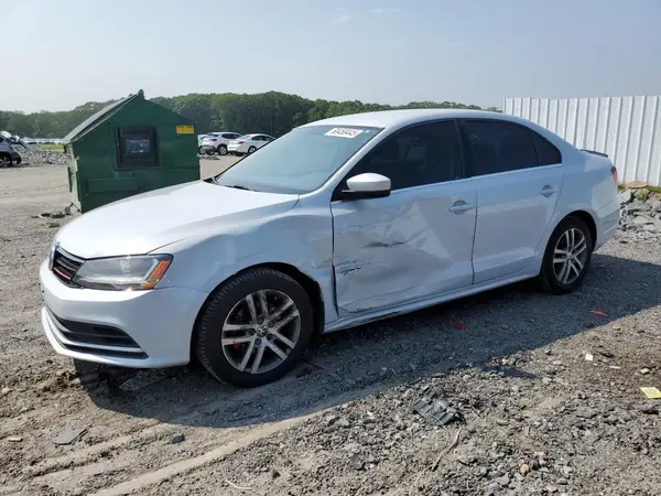 3VW2B7AJ5HM370871 2017 VOLKSWAGEN JETTA - Image 1