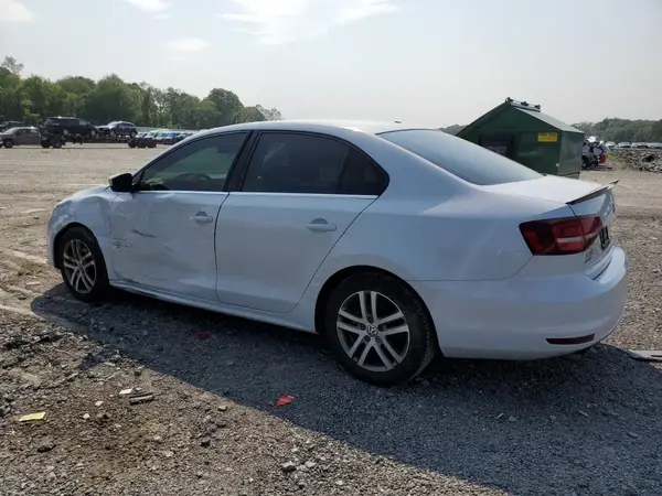 3VW2B7AJ5HM370871 2017 VOLKSWAGEN JETTA - Image 2