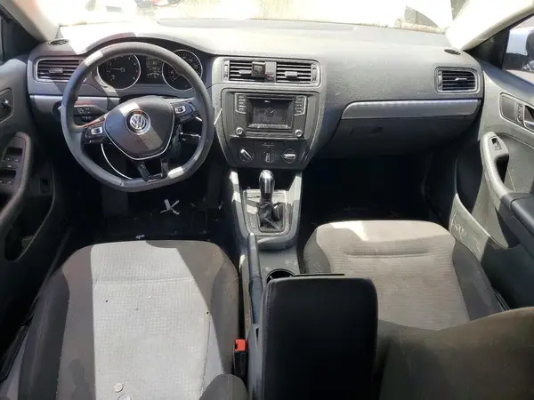 3VW2B7AJ5HM370952 2017 VOLKSWAGEN JETTA - Image 8
