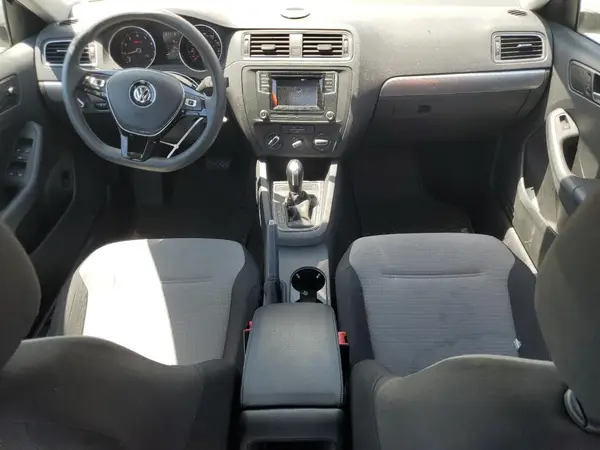 3VW2B7AJ5HM389565 2017 VOLKSWAGEN JETTA - Image 8