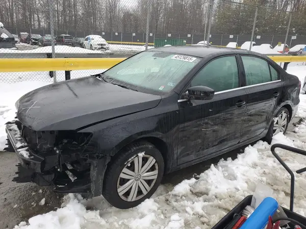 3VW2B7AJ5HM403951 2017 VOLKSWAGEN JETTA - Image 1