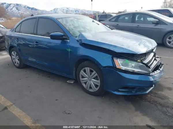 3VW2B7AJ5HM408745 2017 VOLKSWAGEN JETTA - Image 1