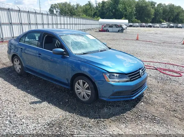 3VW2B7AJ5HM411337 2017 VOLKSWAGEN JETTA - Image 1