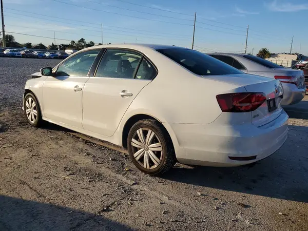 3VW2B7AJ5HM415081 2017 VOLKSWAGEN JETTA - Image 2