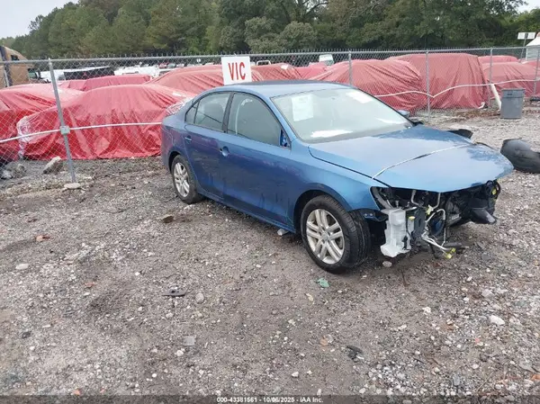 3VW2B7AJ5JM225514 2018 VOLKSWAGEN JETTA - Image 1