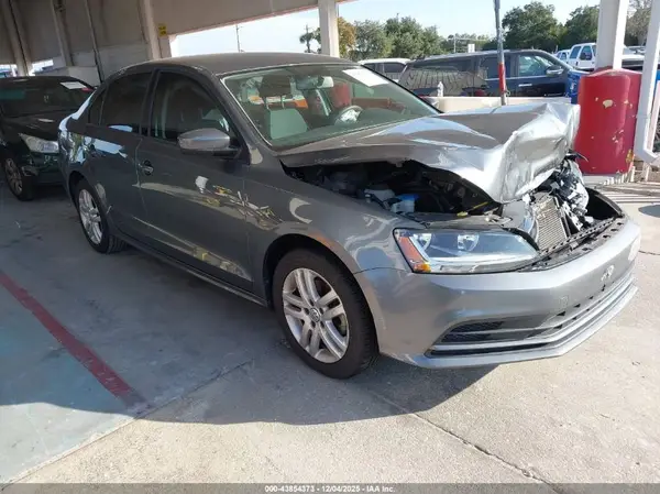 3VW2B7AJ5JM248839 2018 VOLKSWAGEN JETTA - Image 1