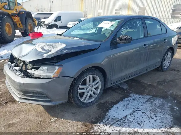 3VW2B7AJ5JM263678 2018 VOLKSWAGEN JETTA - Image 2