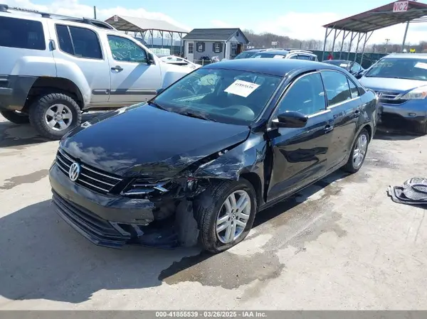 3VW2B7AJ6HM205976 2017 VOLKSWAGEN JETTA - Image 2