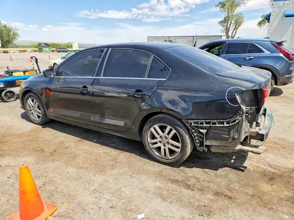 3VW2B7AJ6HM206576 2017 VOLKSWAGEN JETTA - Image 2