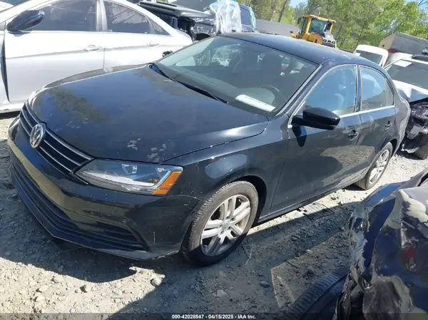3VW2B7AJ6HM206786 2017 VOLKSWAGEN JETTA - Image 2