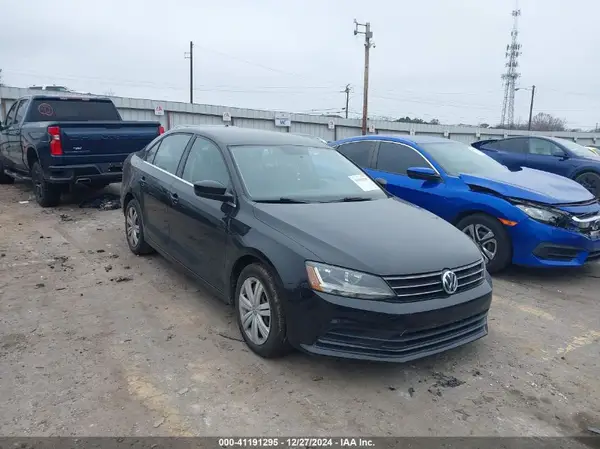 3VW2B7AJ6HM212961 2017 VOLKSWAGEN JETTA - Image 1