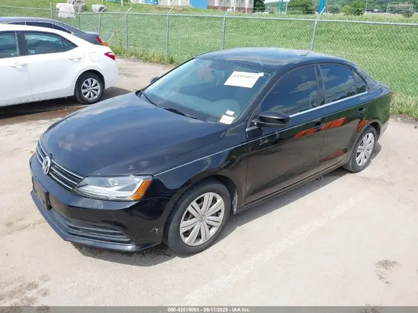 3VW2B7AJ6HM214872 2017 VOLKSWAGEN JETTA - Image 2
