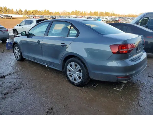 3VW2B7AJ6HM231073 2017 VOLKSWAGEN JETTA - Image 2
