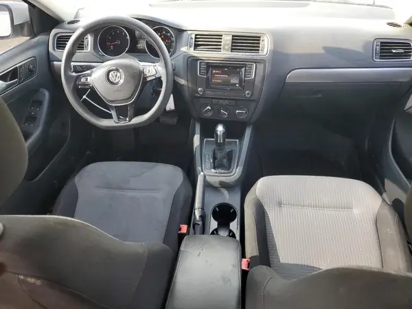 3VW2B7AJ6HM257043 2017 VOLKSWAGEN JETTA - Image 8