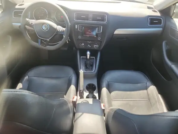 3VW2B7AJ6HM258757 2017 VOLKSWAGEN JETTA - Image 8