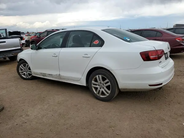 3VW2B7AJ6HM262176 2017 VOLKSWAGEN JETTA - Image 2