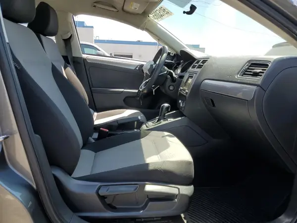 3VW2B7AJ6HM272917 2017 VOLKSWAGEN JETTA - Image 8