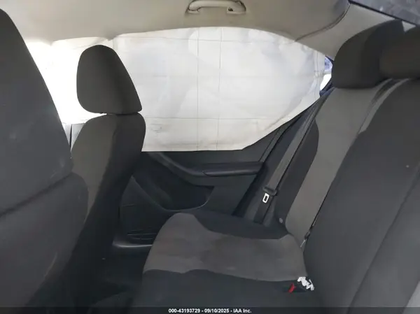 3VW2B7AJ6HM281181 2017 VOLKSWAGEN JETTA - Image 8