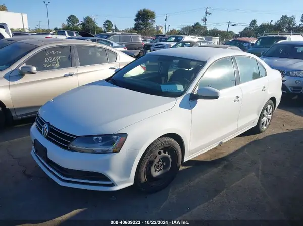 3VW2B7AJ6HM282802 2017 VOLKSWAGEN JETTA - Image 2