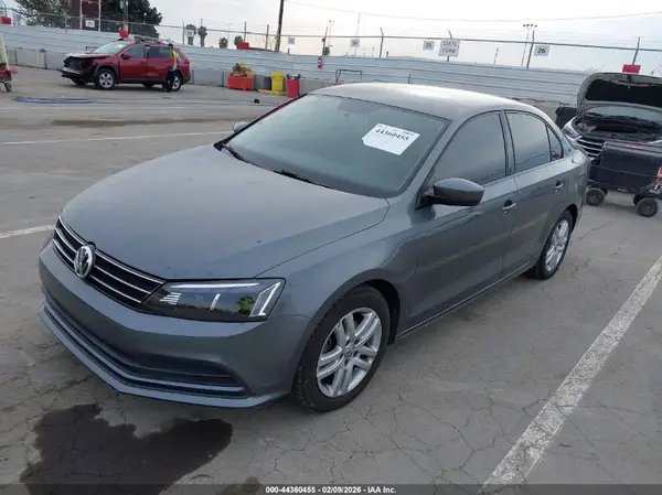 3VW2B7AJ6HM287658 2017 VOLKSWAGEN JETTA - Image 2
