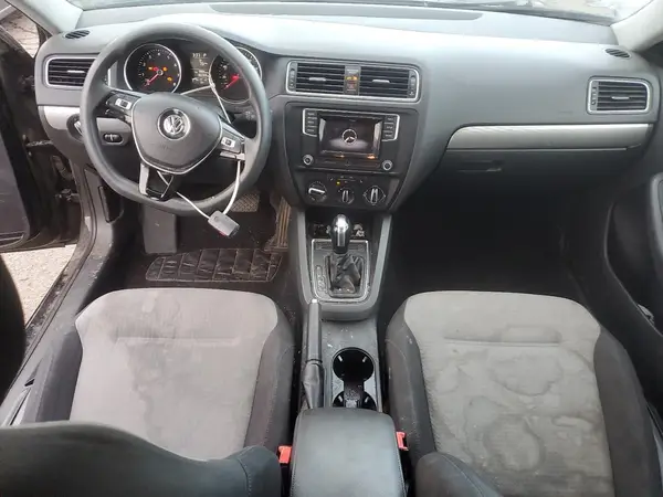 3VW2B7AJ6HM303132 2017 VOLKSWAGEN JETTA - Image 8