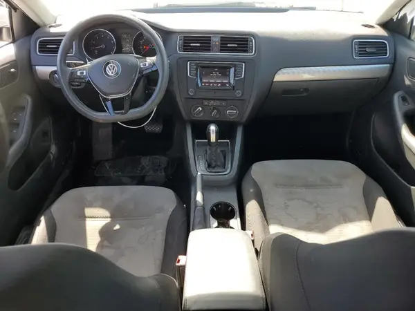 3VW2B7AJ6HM311814 2017 VOLKSWAGEN JETTA - Image 8