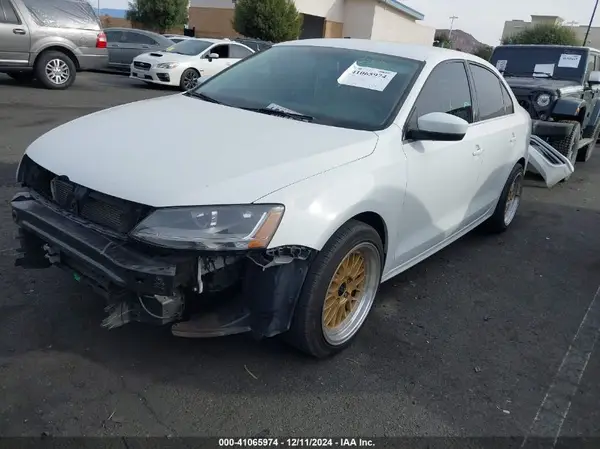 3VW2B7AJ6HM319136 2017 VOLKSWAGEN JETTA - Image 2