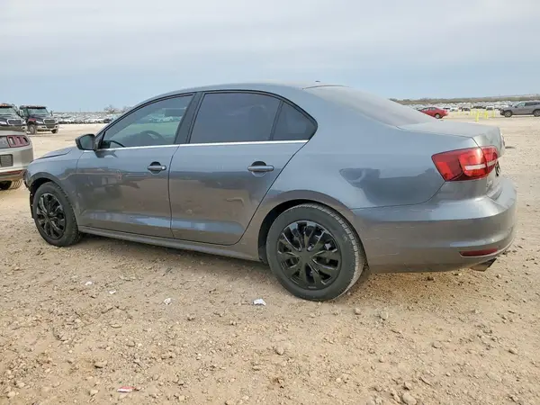 3VW2B7AJ6HM330105 2017 VOLKSWAGEN JETTA - Image 2