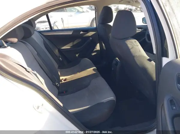 3VW2B7AJ6HM330234 2017 VOLKSWAGEN JETTA - Image 8