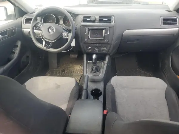 3VW2B7AJ6HM334333 2017 VOLKSWAGEN JETTA - Image 8