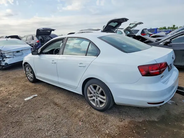3VW2B7AJ6HM334784 2017 VOLKSWAGEN JETTA - Image 2