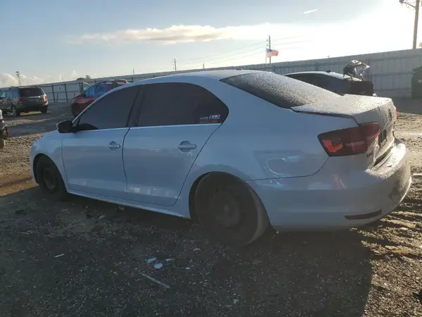 3VW2B7AJ6HM335448 2017 VOLKSWAGEN JETTA - Image 2