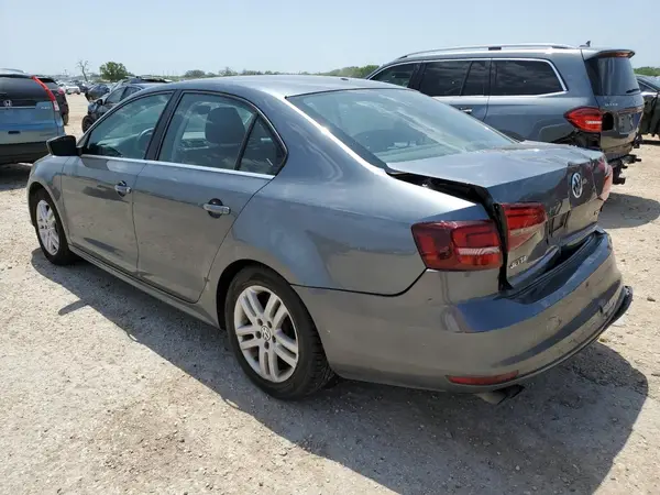3VW2B7AJ6HM336650 2017 VOLKSWAGEN JETTA - Image 2