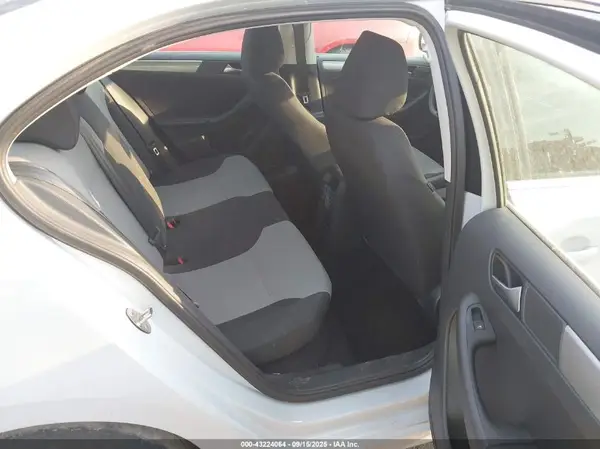 3VW2B7AJ6HM343615 2017 VOLKSWAGEN JETTA - Image 8