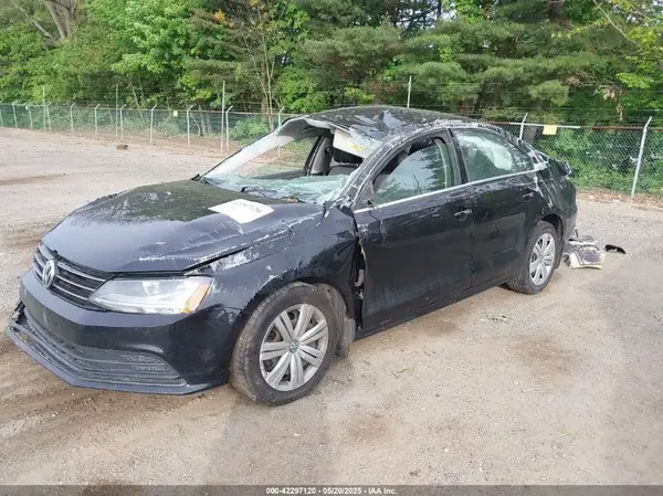 3VW2B7AJ6HM345400 2017 VOLKSWAGEN JETTA - Image 2