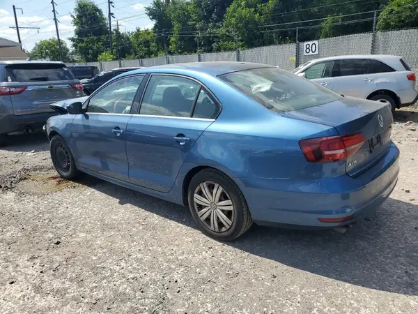 3VW2B7AJ6HM345736 2017 VOLKSWAGEN JETTA - Image 2