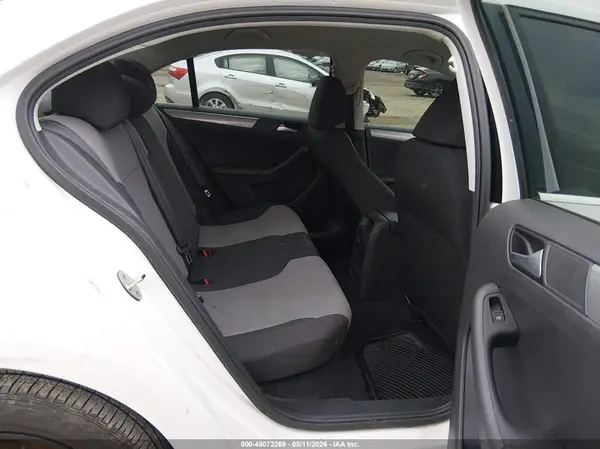 3VW2B7AJ6HM349978 2017 VOLKSWAGEN JETTA - Image 8