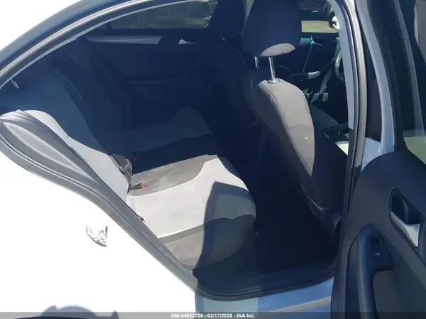 3VW2B7AJ6HM356607 2017 VOLKSWAGEN JETTA - Image 8