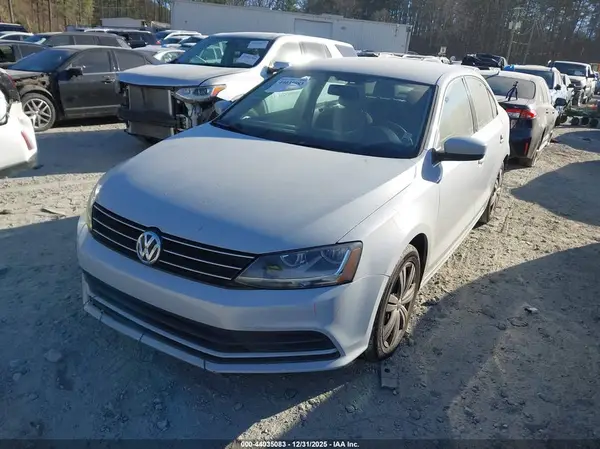 3VW2B7AJ6HM359636 2017 VOLKSWAGEN JETTA - Image 2